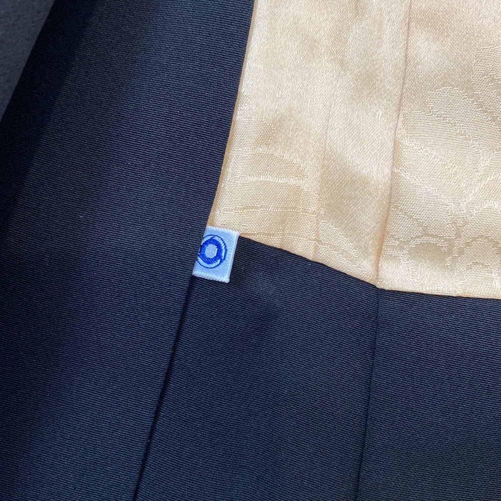 EUC Beautifully Made Kimono - Picture 11 of 13